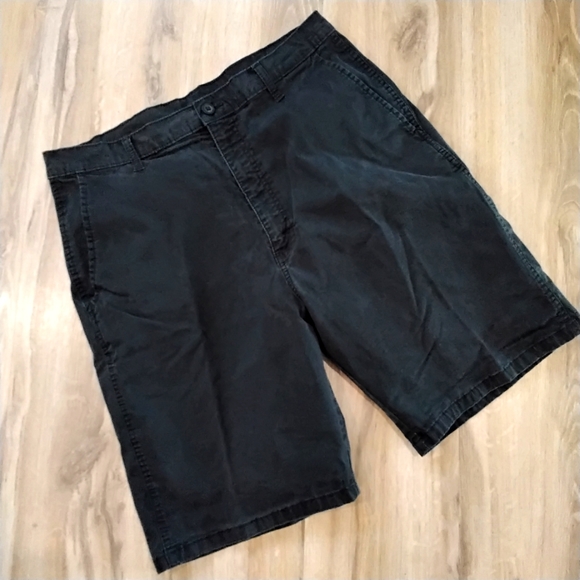 Men's Wrangler Shorts - Picture 1 of 4